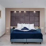 Hotel & (adults Only)