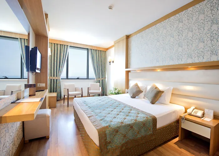 ホテル & (adults Only) 5*