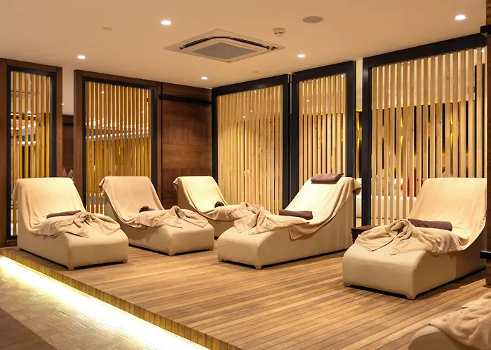 ホテル & (adults Only) 5*