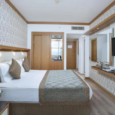 Oz & Adult Only 16 Hotel Antalya