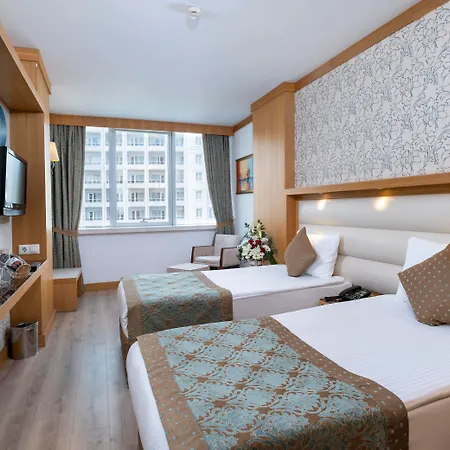 Oz & Adult Only 16 Hotel