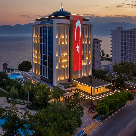 Hotel Oz & Adult Only 16 5*