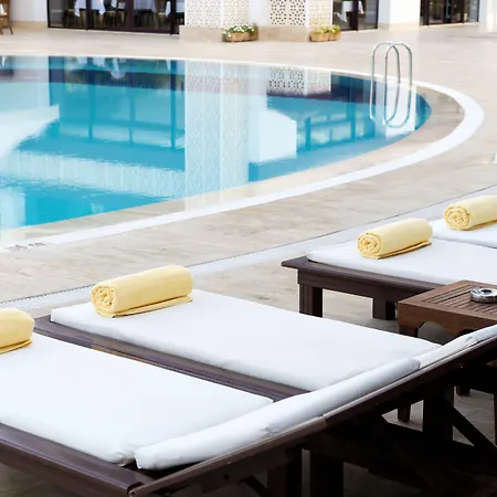 Hotel & (adults Only)